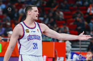 这都赢了！本场罚球对比悬殊 天津21中18VS宁波45中36